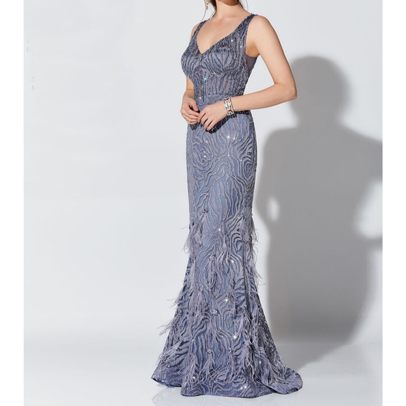 Ivonne D Exclusively for Mon Cheri 119D52 Feather Skirt Formal Dress 12 (SAMPLE) - Picture 1 of 7